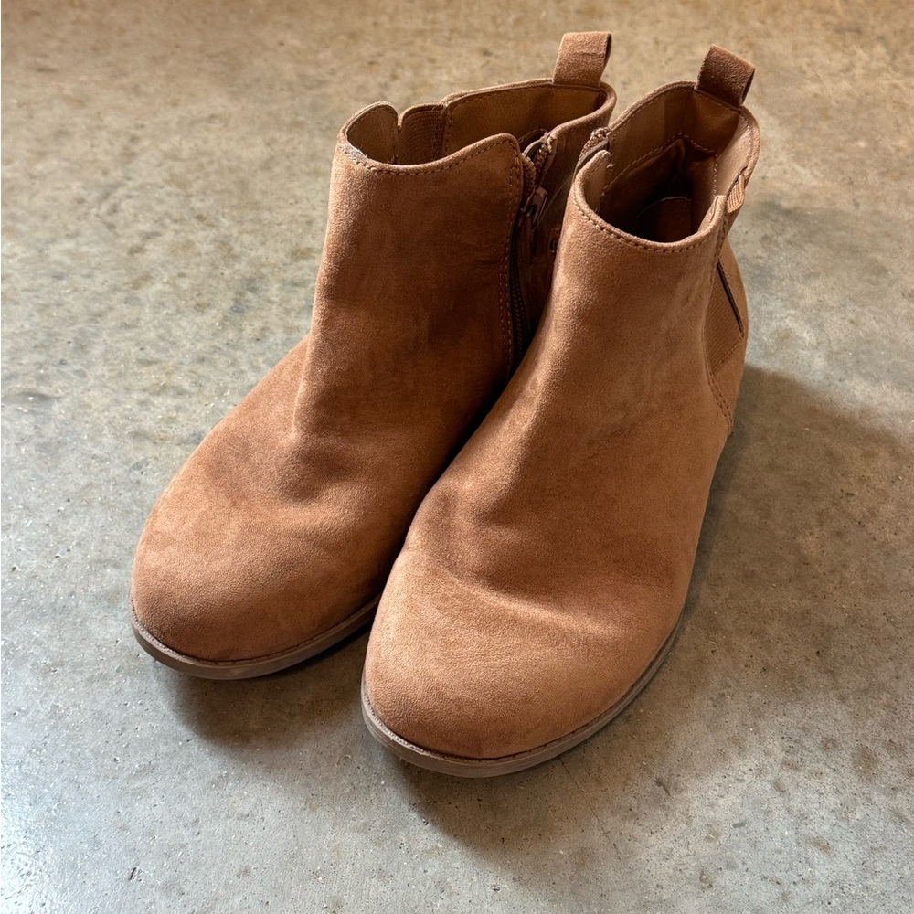 Cat & Jack Brown Girls Ankle Booties